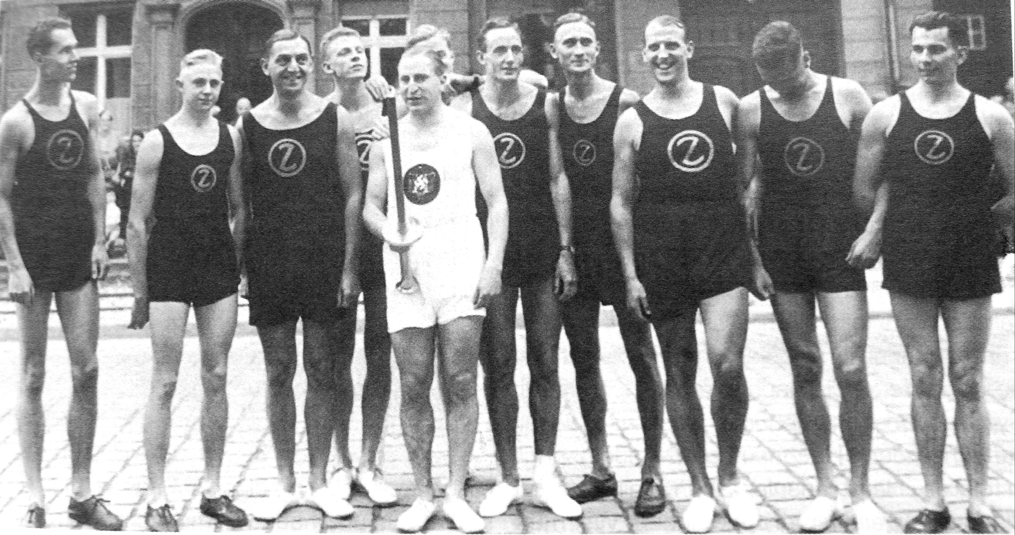 tl_files/verein/bilder/Chronik/Leichtath Ofackel.jpg